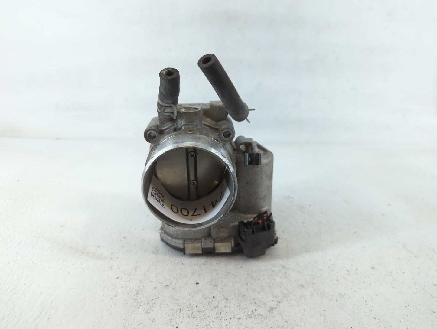 2019-2020 Hyundai Santa Fe Throttle Body P/N:35100-2G600 Fits Fits 2015 2016 2017 2018 2019 2020 2021 OEM Used Auto Parts - Oemusedautoparts1.com