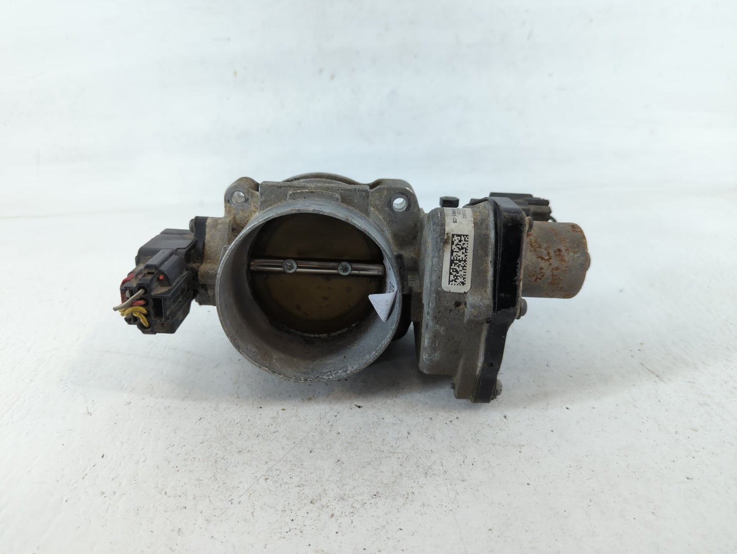 2006 Ford Expedition Throttle Body P/N:004126 8L3E-9F991-CB, 15261 C108Q Fits Fits 2004 2005 2007 2008 2009 2010 OEM Used Auto Parts - Oemusedautoparts1.com