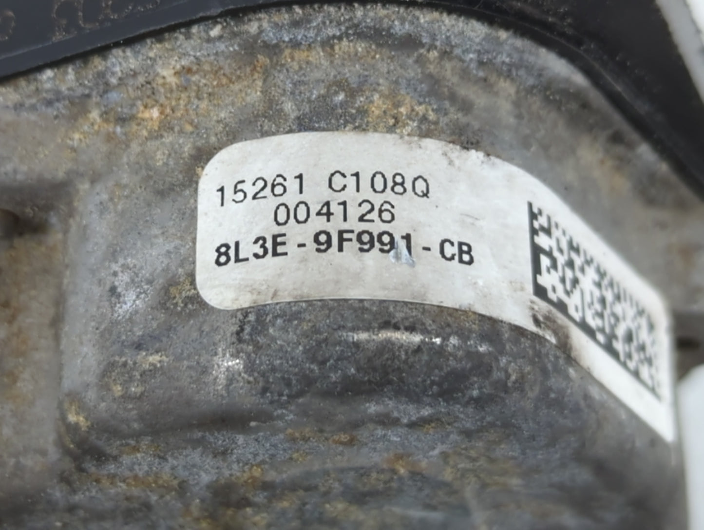 2006 Ford Expedition Throttle Body P/N:004126 8L3E-9F991-CB, 15261 C108Q Fits Fits 2004 2005 2007 2008 2009 2010 OEM Used Auto Parts - Oemusedautoparts1.com