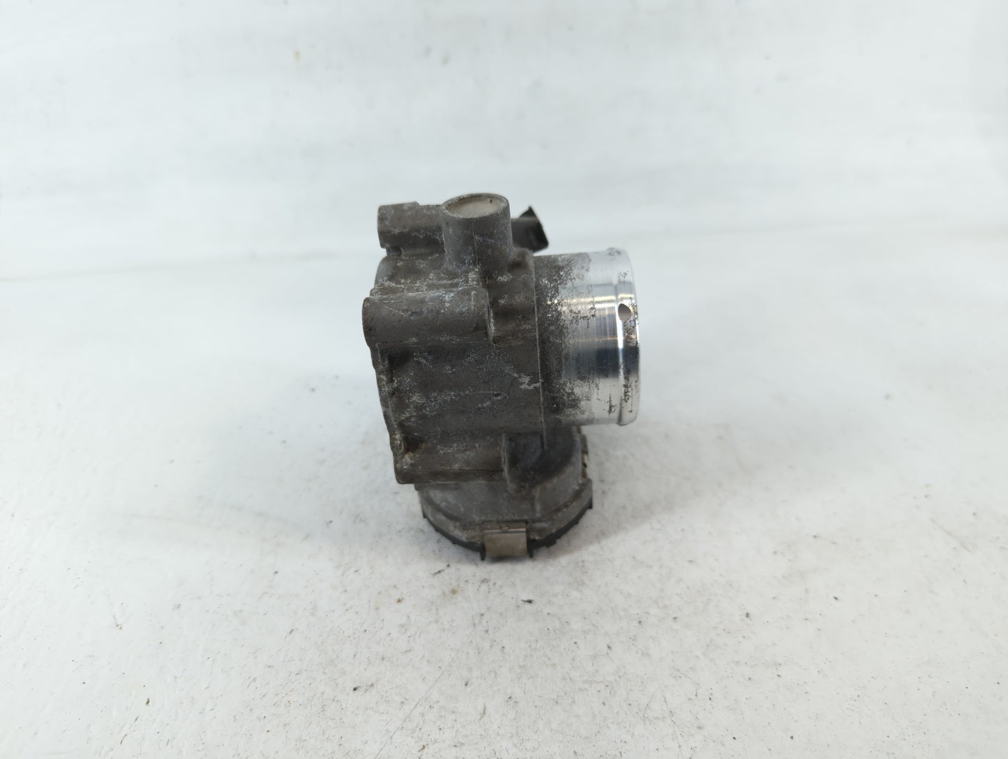 2014-2019 Ford Fiesta Throttle Body P/N:7S7G-9F991-CA Fits Fits 2013 2014 2015 2016 2017 2018 2019 OEM Used Auto Parts - Oemusedautoparts1.com