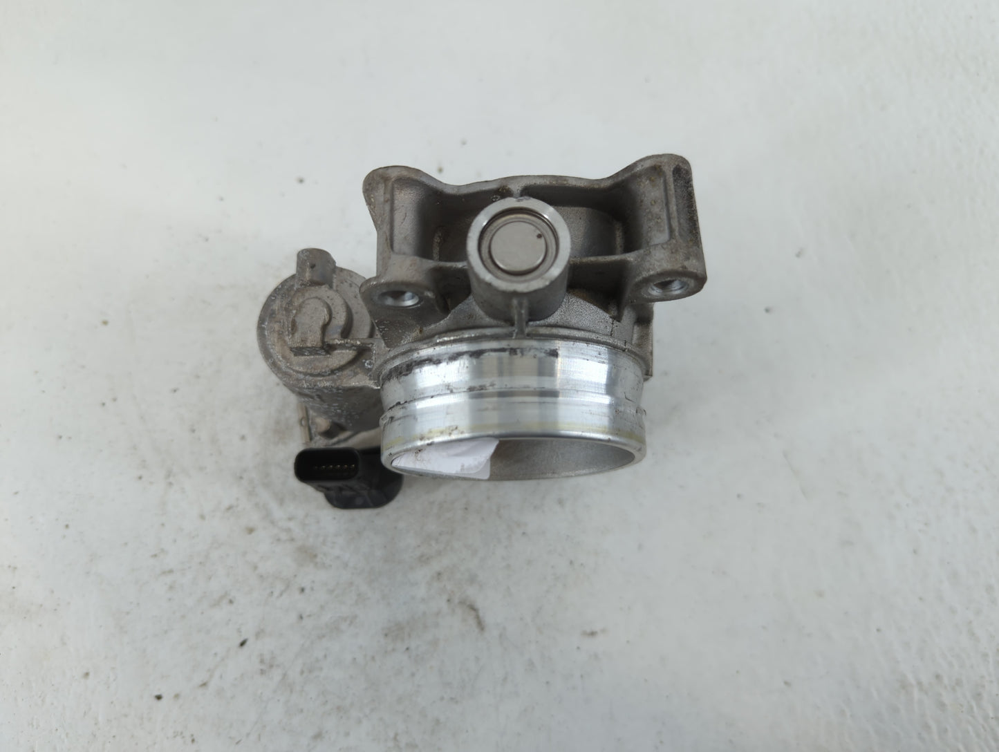 2014-2019 Cadillac Cts Throttle Body P/N:12681472AA Fits Fits 2013 2014 2015 2016 2017 2018 2019 2020 2021 OEM Used Auto Parts - Oemusedautoparts1.com