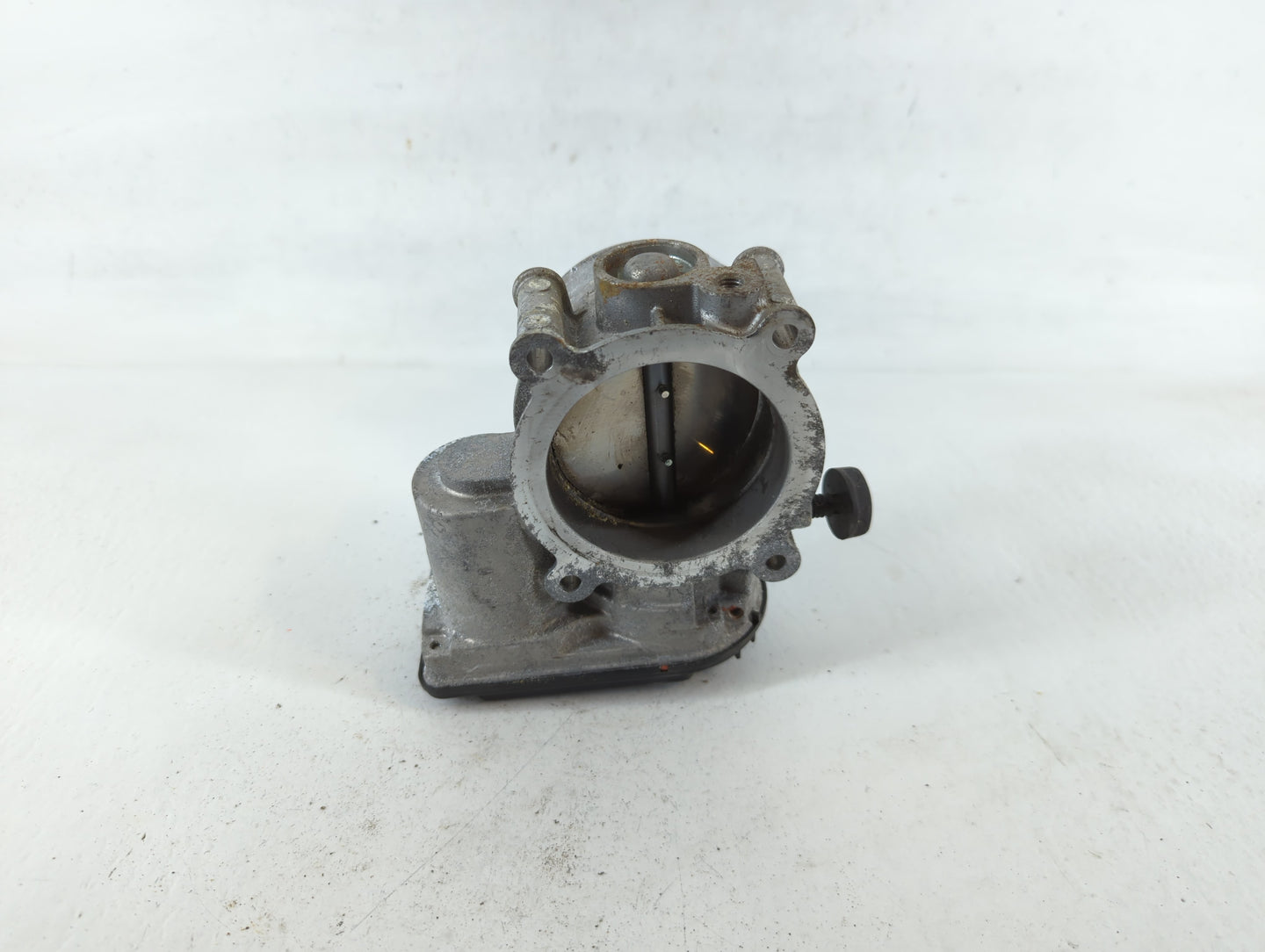 2011-2019 Ford Explorer Throttle Body P/N:171394001777 AT4E-9F991-EL Fits Fits 2011 2012 2013 2014 2015 2016 2017 2018 2019 OEM Used Auto Parts - Oemusedautoparts1.com