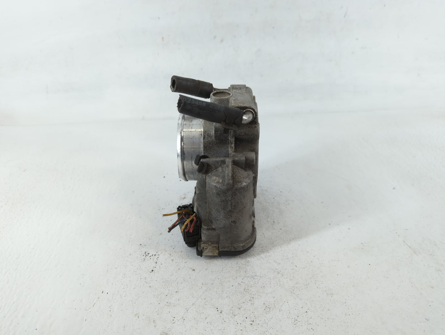 2006-2010 Hyundai Sonata Throttle Body P/N:35100-25200 Fits Fits 2006 2007 2008 2009 2010 2011 2012 2013 OEM Used Auto Parts - Oemusedautoparts1.com