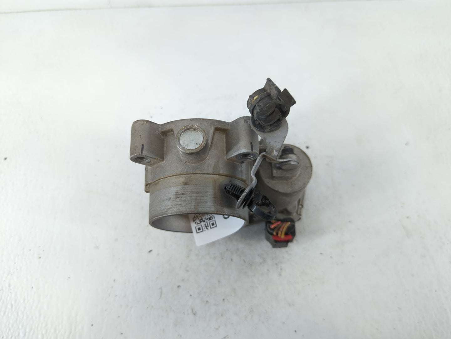 2017-2022 Jeep Compass Throttle Body P/N:04891970AB Fits Fits 2014 2015 2016 2017 2018 2019 2020 2021 2022 OEM Used Auto Parts - Oemusedautoparts1.com