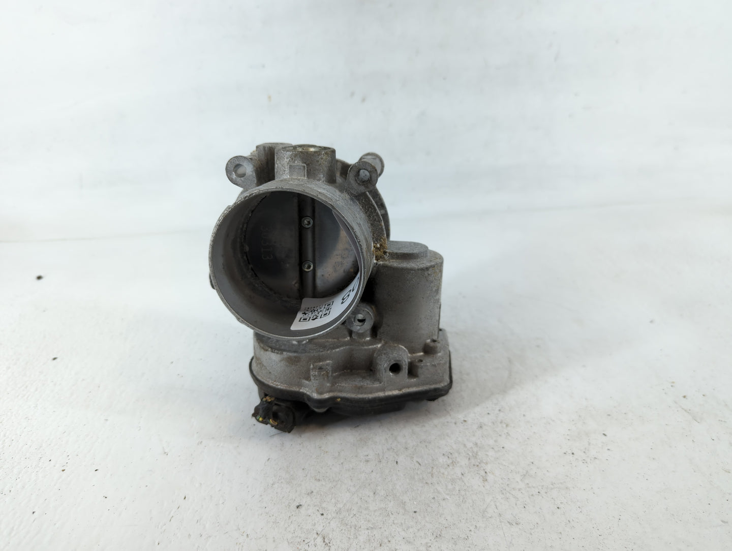 2011-2019 Ford Explorer Throttle Body P/N:AT4E-EF 121644004958 Fits Fits 2011 2012 2013 2014 2015 2016 2017 2018 2019 OEM Used Auto Parts - Oemusedautoparts1.com