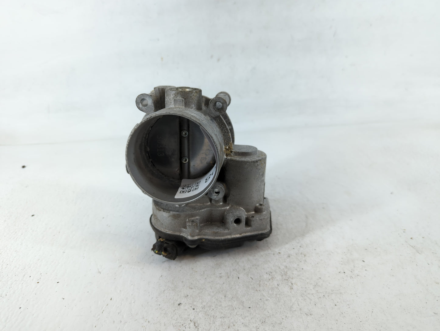 2011-2019 Ford Explorer Throttle Body P/N:AT4E-EF 121644004958 Fits Fits 2011 2012 2013 2014 2015 2016 2017 2018 2019 OEM Used Auto Parts - Oemusedautoparts1.com