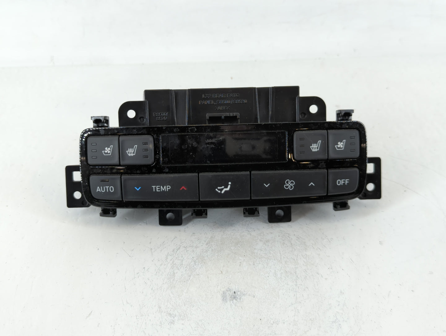 2022 Hyundai Palisade Climate Control Module Temperature AC/Heater Replacement P/N:97950-S8500 Fits OEM Used Auto Parts - Oemusedautoparts1.com