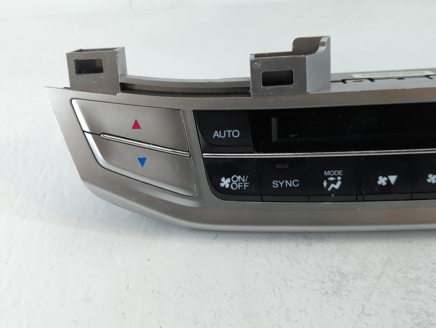 2013-2015 Honda Accord Climate Control Module Temperature AC/Heater Replacement P/N:02114081816 NH869L Fits Fits 2013 2014 2015 OEM Used Auto Parts - Oemusedautoparts1.com