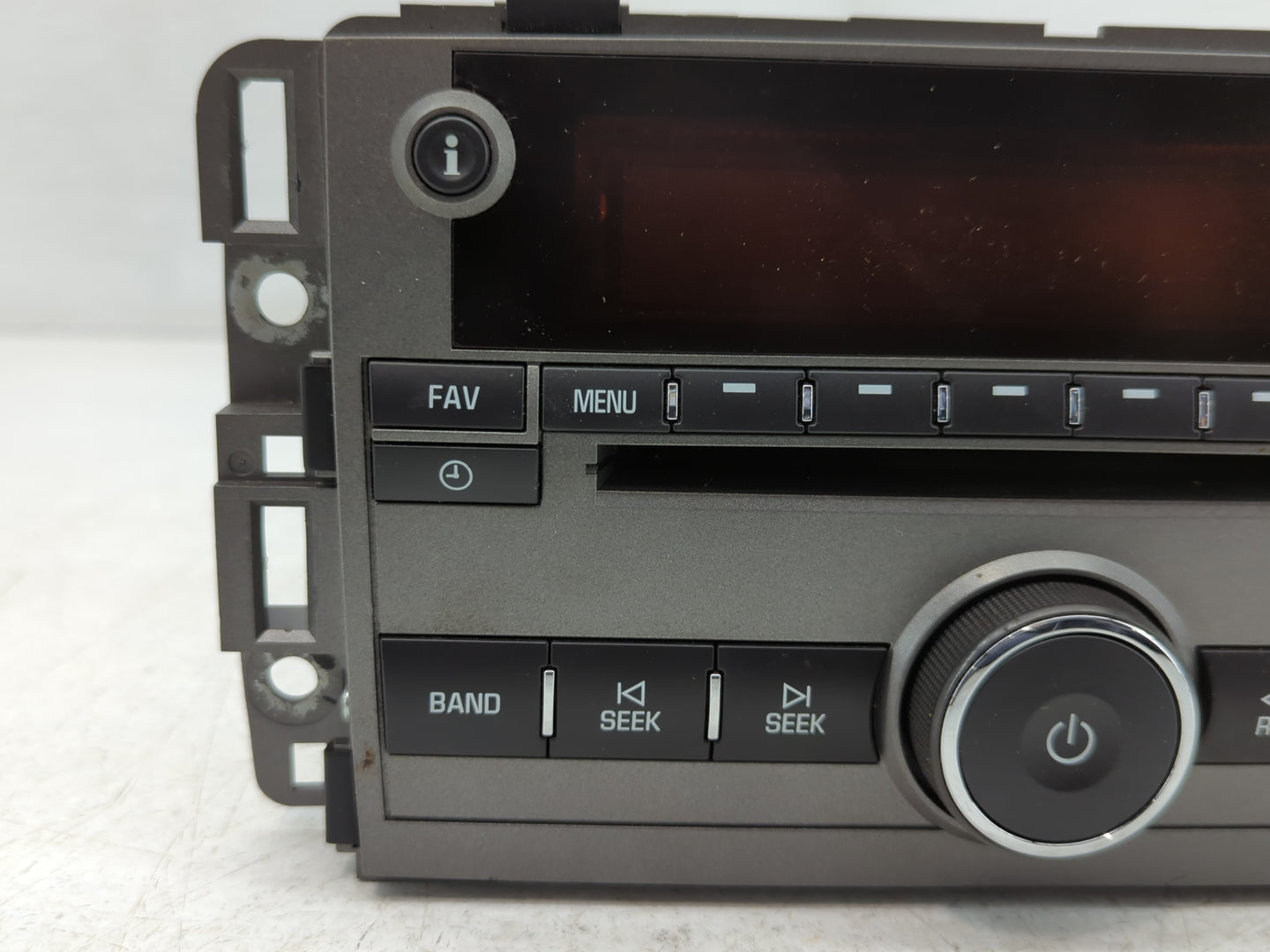 2008 Saturn Vue Radio AM FM Cd Player Receiver Replacement P/N:25956992 Fits OEM Used Auto Parts - Oemusedautoparts1.com