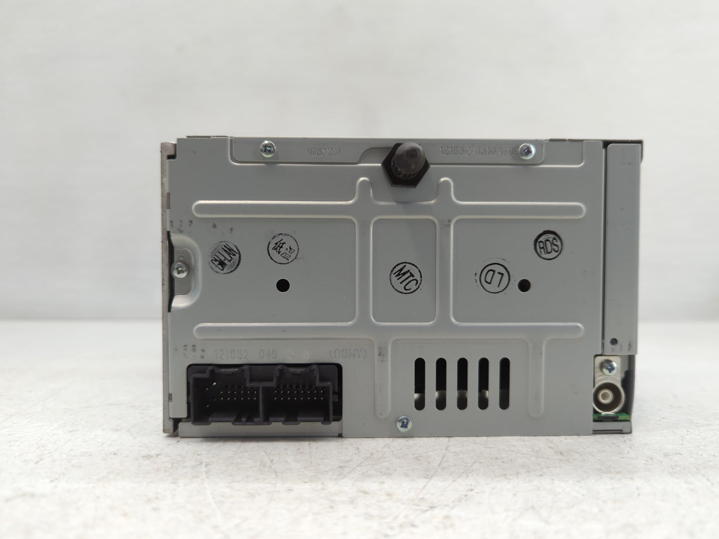 2008 Saturn Vue Radio AM FM Cd Player Receiver Replacement P/N:25956992 Fits OEM Used Auto Parts - Oemusedautoparts1.com