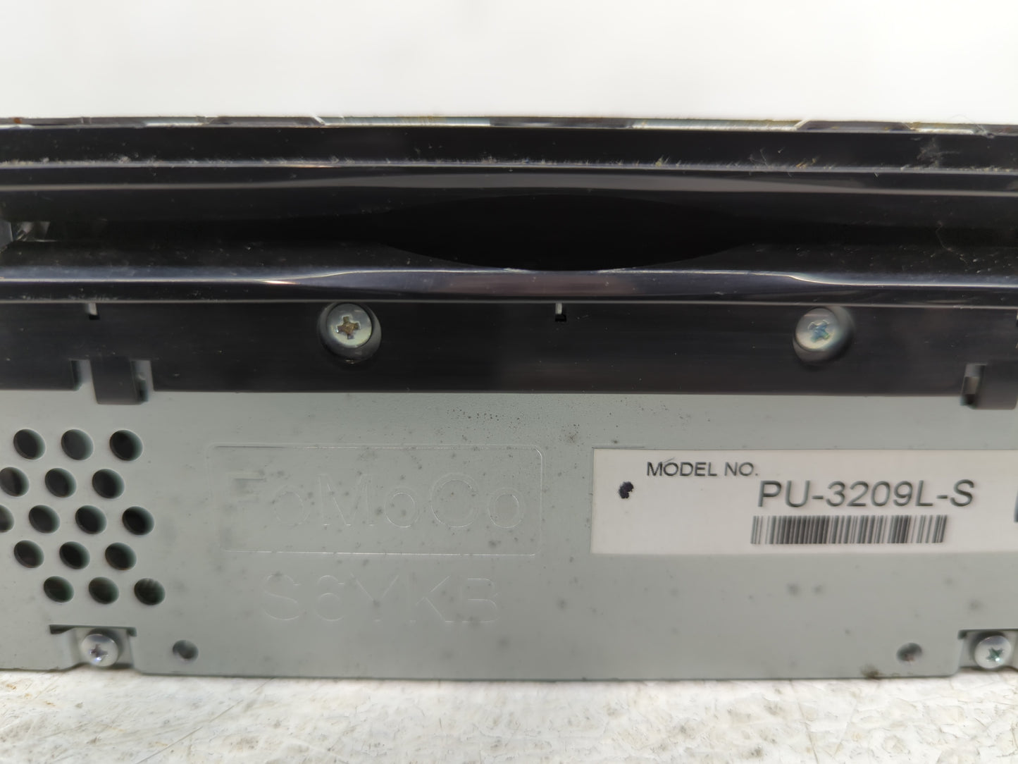 2011 Ford Edge Radio AM FM Cd Player Receiver Replacement P/N:BT4T-19C107-FB Fits OEM Used Auto Parts - Oemusedautoparts1.com