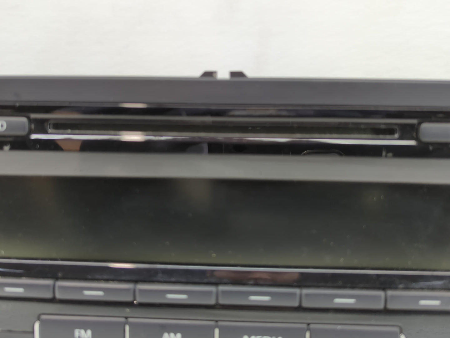 2012-2017 Volkswagen Jetta Radio AM FM Cd Player Receiver Replacement P/N:1K0 035 164 D Fits Fits 2012 2013 2014 2015 2016 2017 OEM Used Auto Parts - Oemusedautoparts1.com