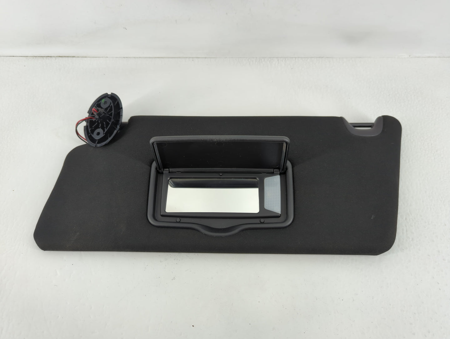2016 Ford Explorer Sun Visor Shade Replacement Driver Left Mirror Fits OEM Used Auto Parts - Oemusedautoparts1.com