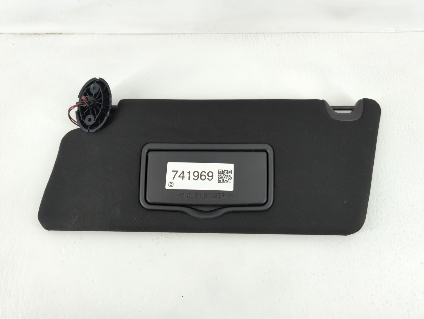 2016 Ford Explorer Sun Visor Shade Replacement Driver Left Mirror Fits OEM Used Auto Parts - Oemusedautoparts1.com