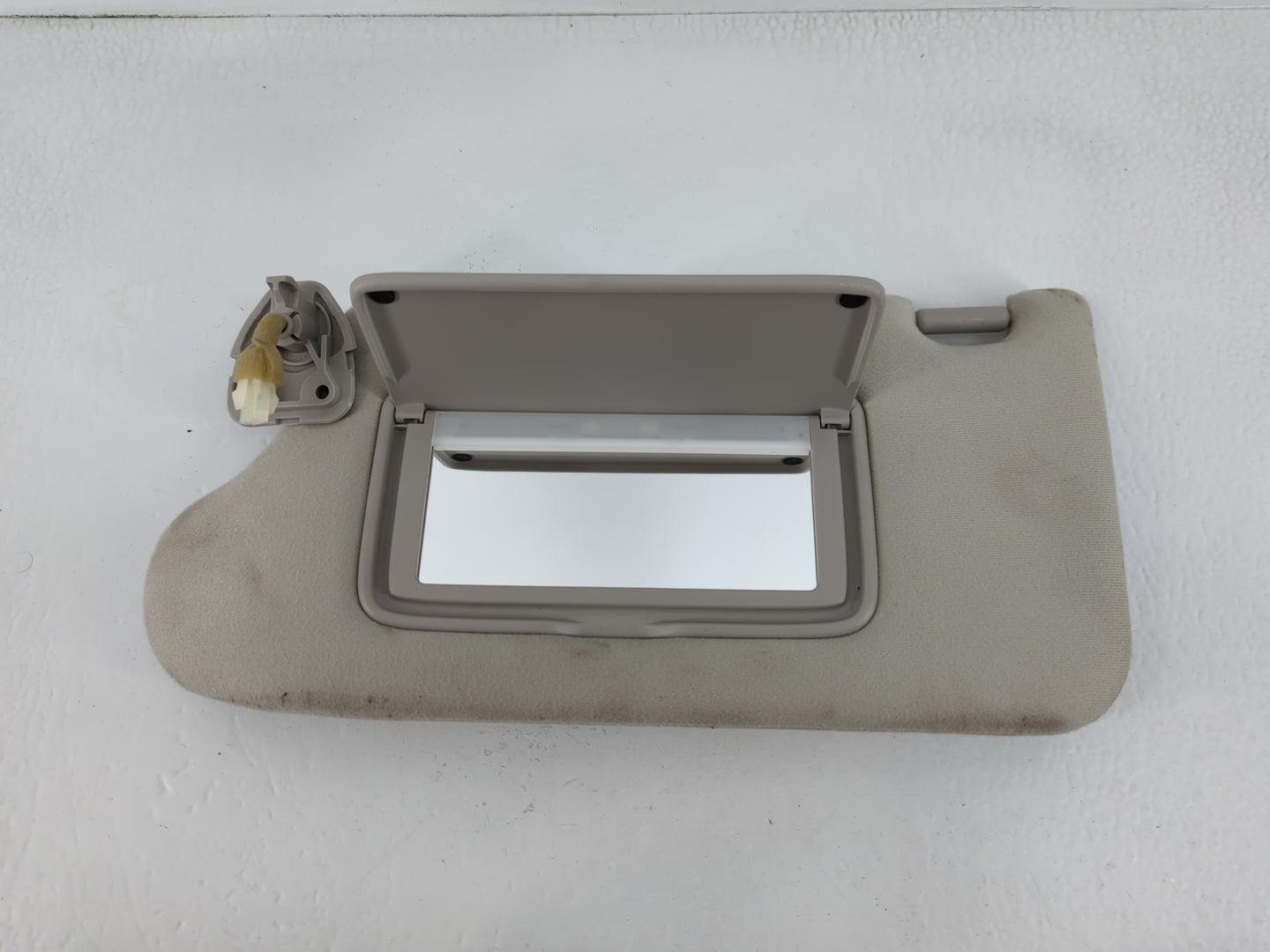 2014-2019 Infiniti Q70 Sun Visor Shade Replacement Driver Left Mirror Fits Fits 2011 2012 2013 2014 2015 2016 2017 2018 2019 OEM Used Auto Parts - Oemusedautoparts1.com