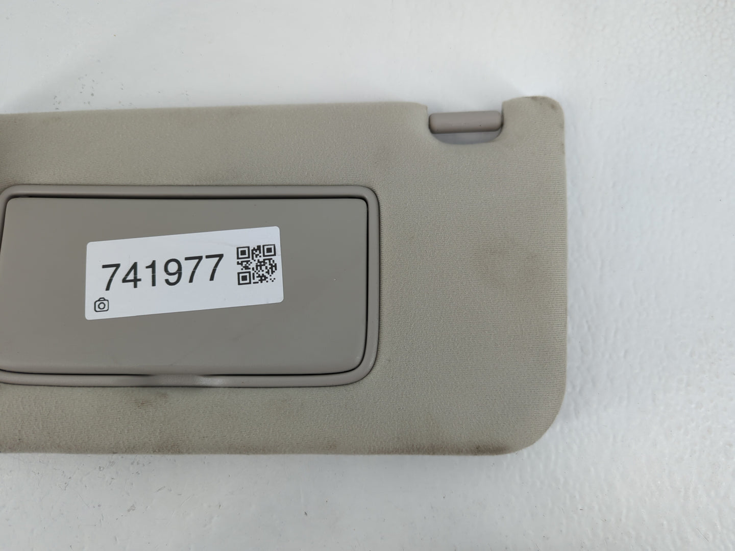 2014-2019 Infiniti Q70 Sun Visor Shade Replacement Driver Left Mirror Fits Fits 2011 2012 2013 2014 2015 2016 2017 2018 2019 OEM Used Auto Parts - Oemusedautoparts1.com