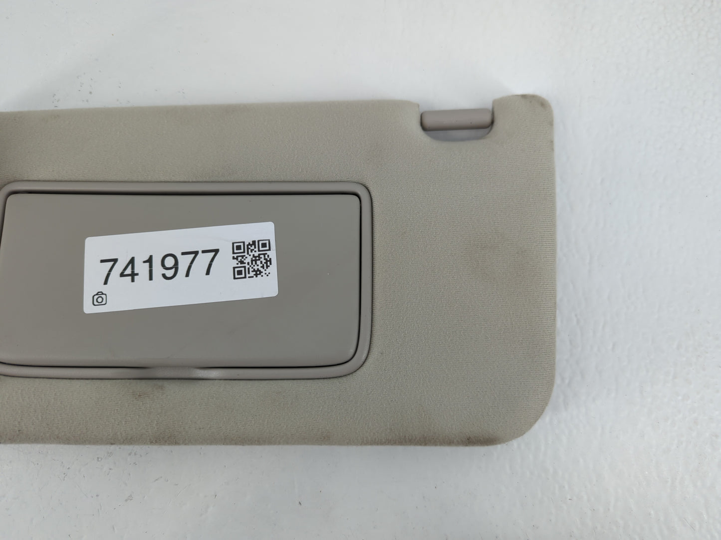 2014-2019 Infiniti Q70 Sun Visor Shade Replacement Driver Left Mirror Fits Fits 2011 2012 2013 2014 2015 2016 2017 2018 2019 OEM Used Auto Parts - Oemusedautoparts1.com