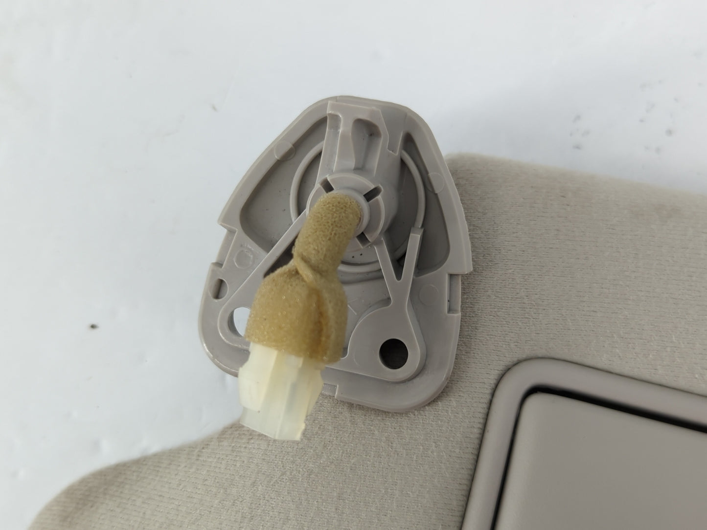 2014-2019 Infiniti Q70 Sun Visor Shade Replacement Driver Left Mirror Fits Fits 2011 2012 2013 2014 2015 2016 2017 2018 2019 OEM Used Auto Parts - Oemusedautoparts1.com