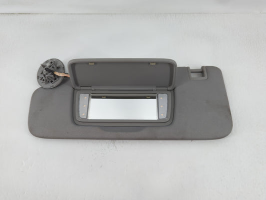 2018-2019 Chevrolet Equinox Sun Visor Shade Replacement Passenger Right Mirror Fits Fits 2018 2019 OEM Used Auto Parts - Oemusedautoparts1.com