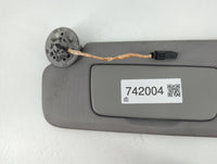 2018-2019 Chevrolet Equinox Sun Visor Shade Replacement Passenger Right Mirror Fits Fits 2018 2019 OEM Used Auto Parts - Oemusedautoparts1.com