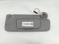 2018-2019 Chevrolet Equinox Sun Visor Shade Replacement Passenger Right Mirror Fits Fits 2018 2019 OEM Used Auto Parts - Oemusedautoparts1.com