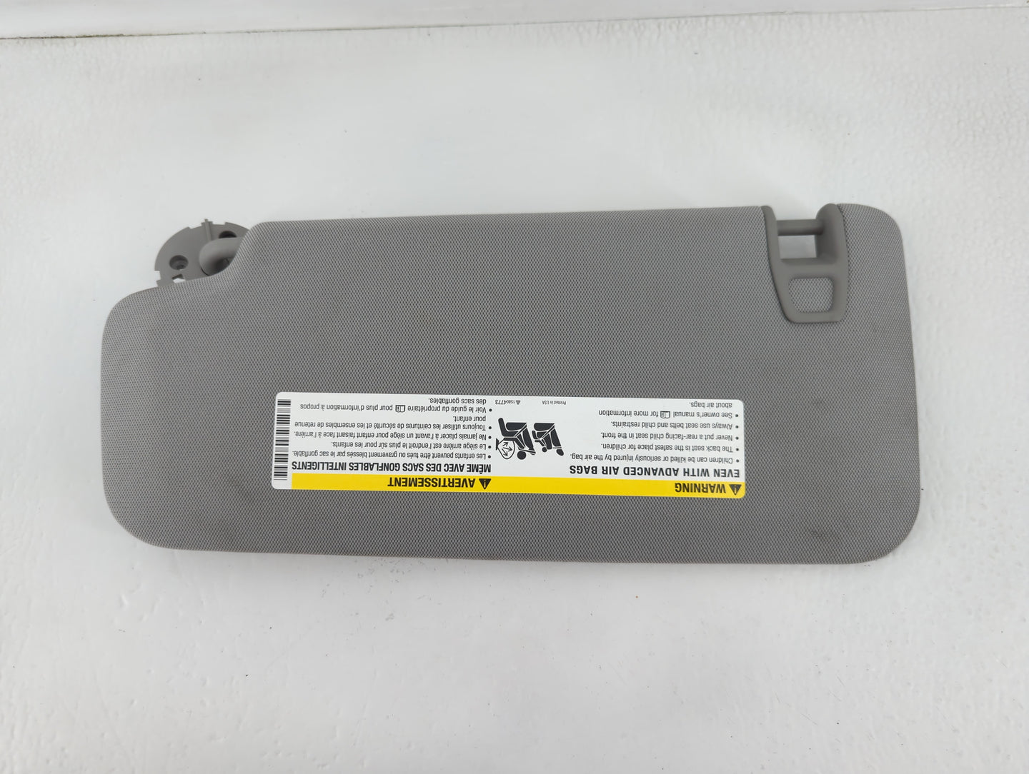 2017-2021 Chevrolet Trax Sun Visor Shade Replacement Passenger Right Mirror Fits Fits 2017 2018 2019 2020 2021 OEM Used Auto Parts - Oemusedautoparts1.com