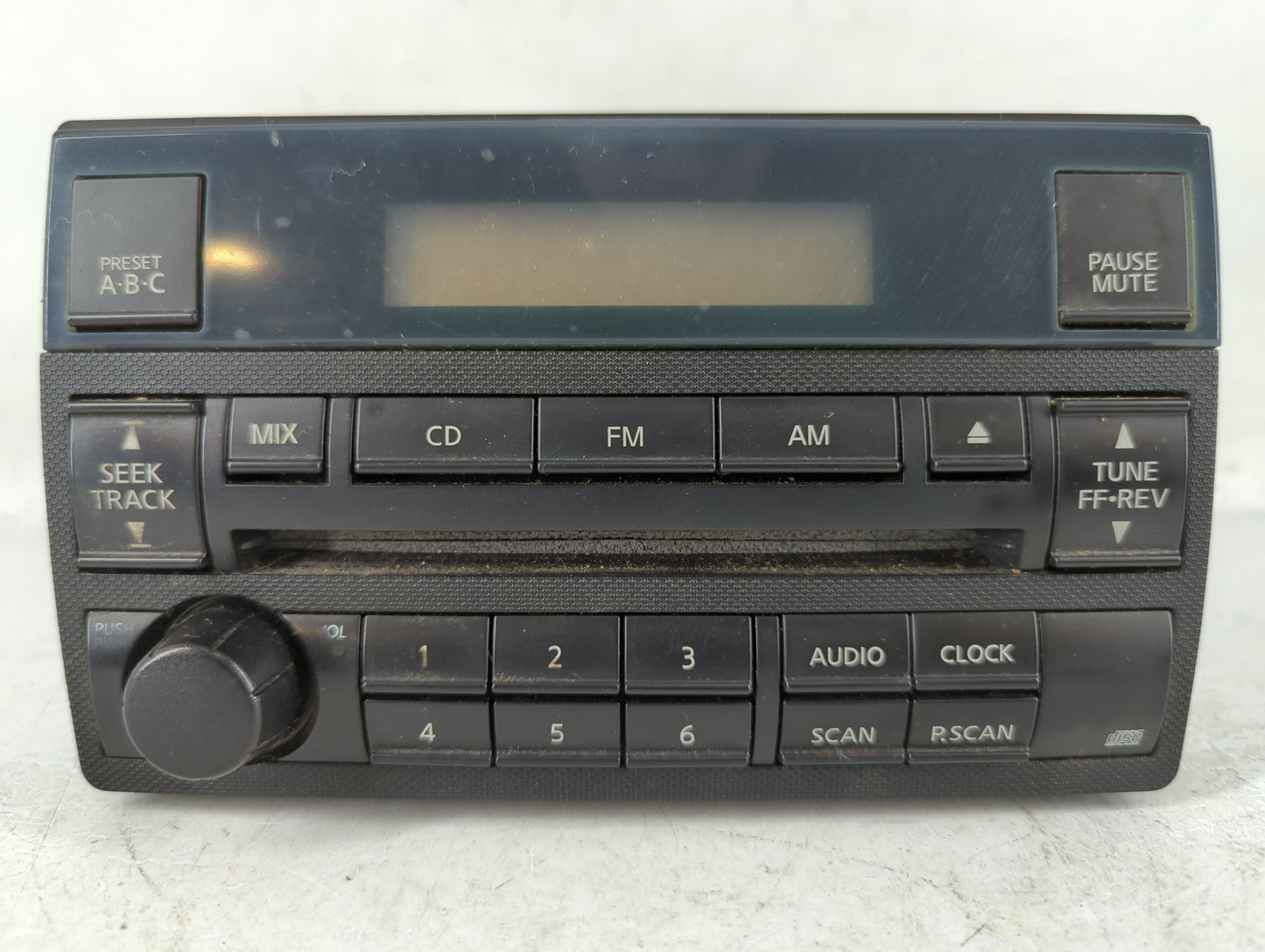2003-2005 Nissan Altima Radio AM FM Cd Player Receiver Replacement P/N:28185 ZB001 Fits Fits 2003 2004 2005 OEM Used Auto Parts - Oemusedautoparts1.com