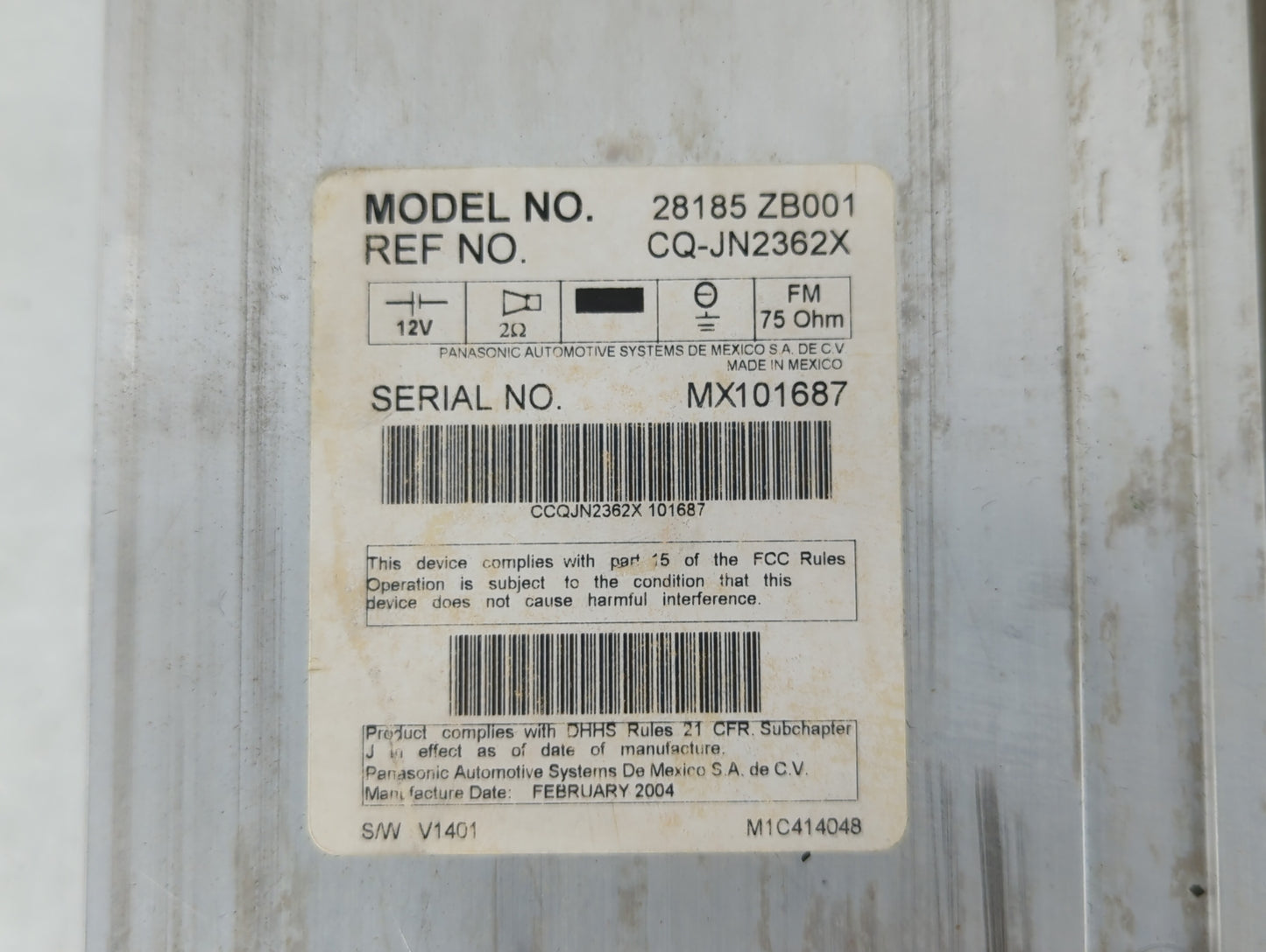 2003-2005 Nissan Altima Radio AM FM Cd Player Receiver Replacement P/N:28185 ZB001 Fits Fits 2003 2004 2005 OEM Used Auto Parts - Oemusedautoparts1.com