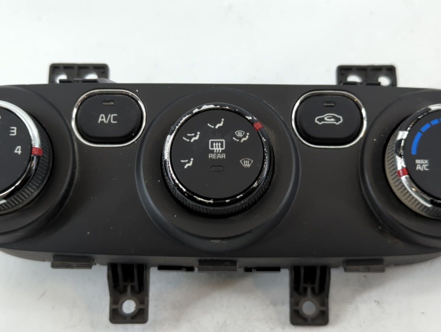 2021-2022 Jeep Wrangler Climate Control Module Temperature AC/Heater Replacement P/N:97250-B0AA0 Fits Fits 2021 2022 OEM Used Auto Parts - Oemusedautoparts1.com