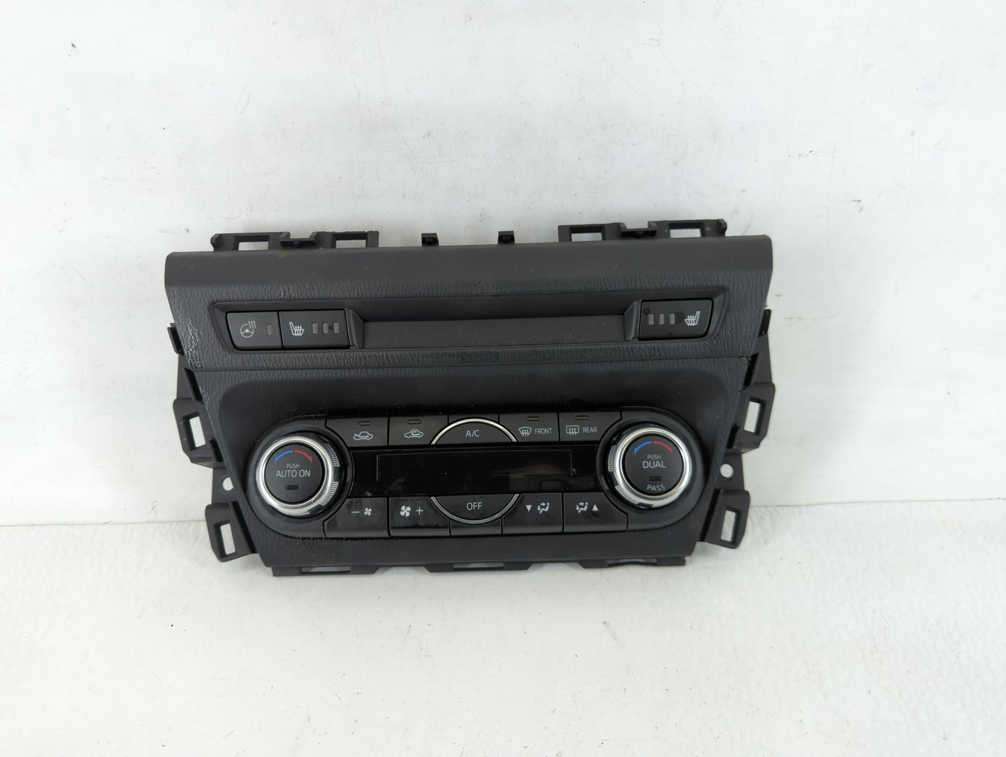 2017-2018 Mazda 3 Climate Control Module Temperature AC/Heater Replacement P/N:K4000 8H06C 0337 Fits Fits 2017 2018 OEM Used Auto Parts - Oemusedautoparts1.com