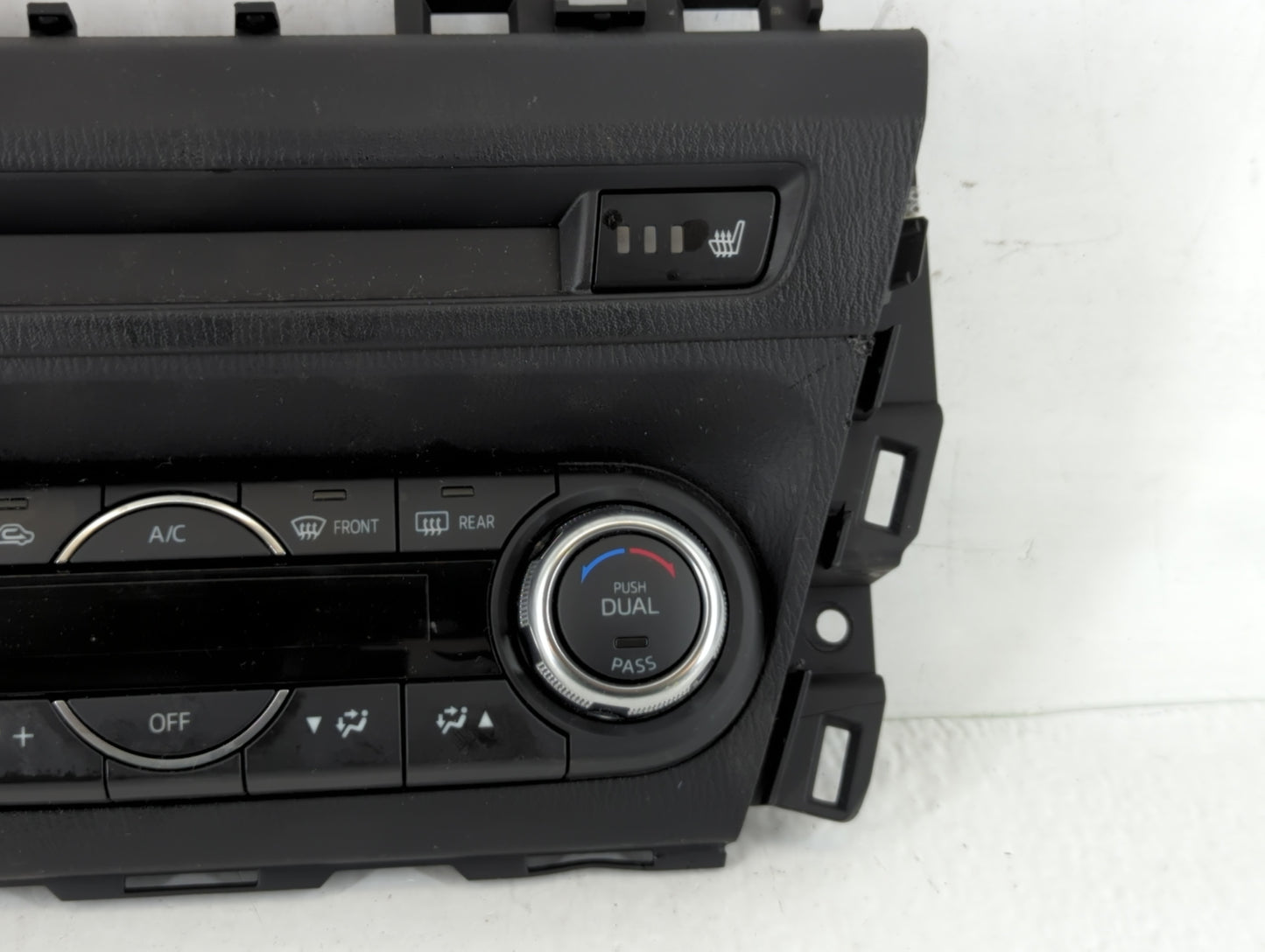 2017-2018 Mazda 3 Climate Control Module Temperature AC/Heater Replacement P/N:K4000 8H06C 0337 Fits Fits 2017 2018 OEM Used Auto Parts - Oemusedautoparts1.com