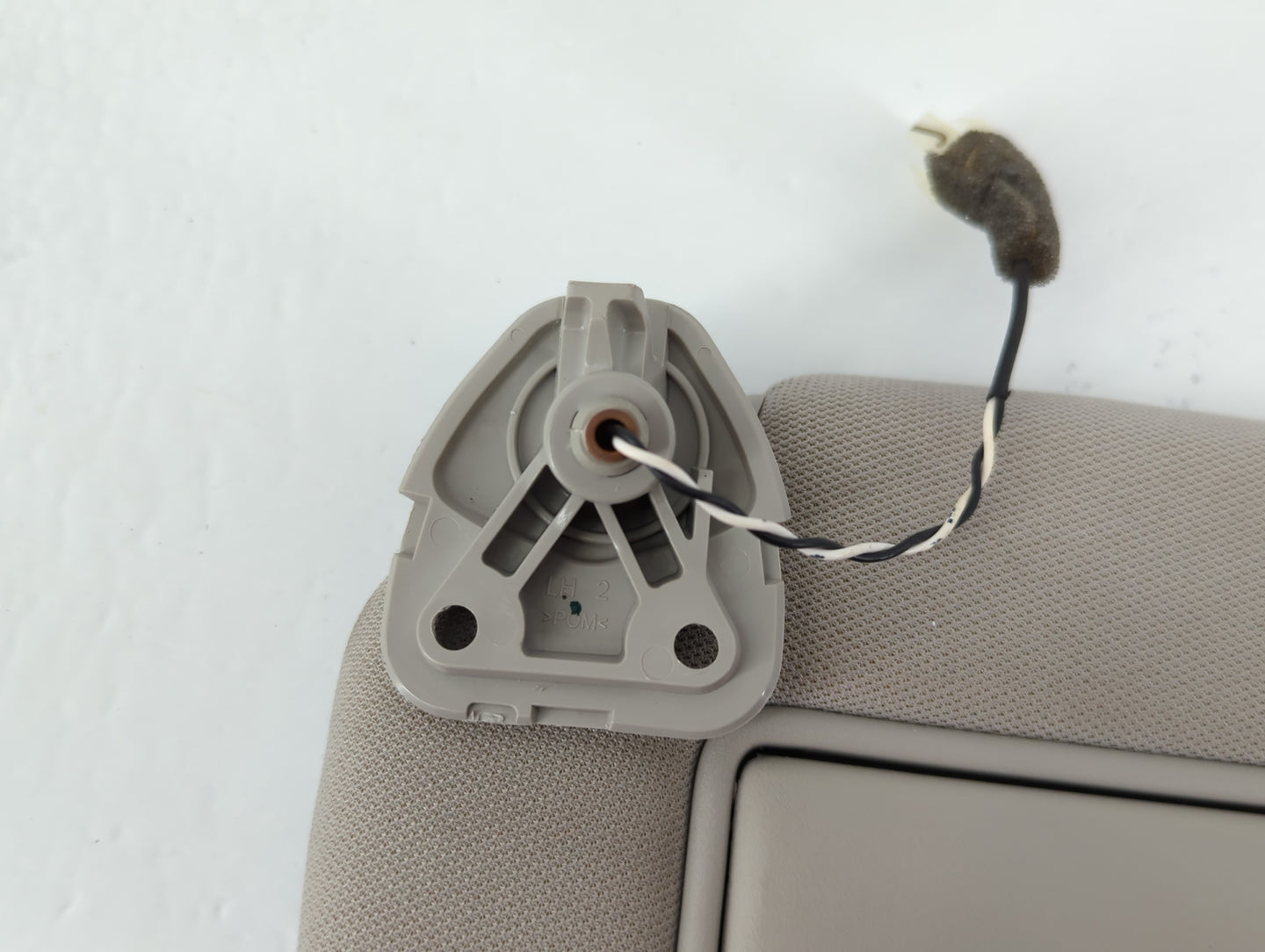 2021-2022 Nissan Altima Sun Visor Shade Replacement Driver Left Mirror Fits Fits 2021 2022 OEM Used Auto Parts - Oemusedautoparts1.com