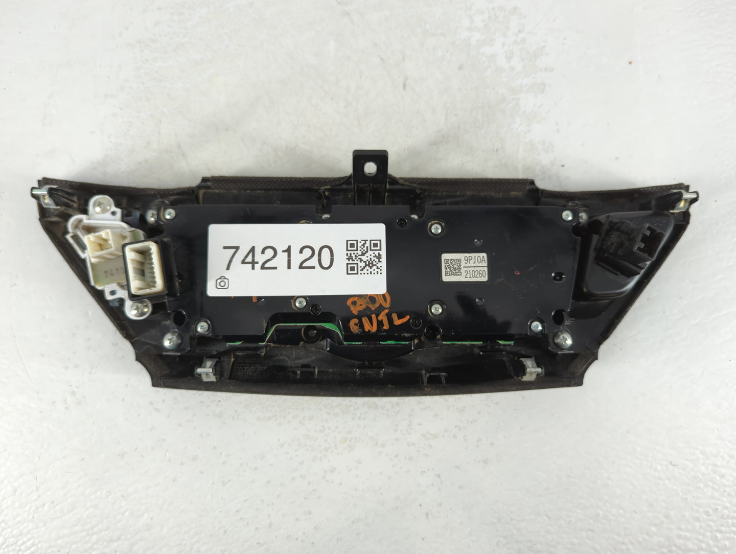 2017-2020 Nissan Pathfinder Radio AM FM Cd Player Receiver Replacement P/N:9PJ0A 210260 Fits Fits 2017 2018 2019 2020 OEM Used Auto Parts - Oemusedautoparts1.com