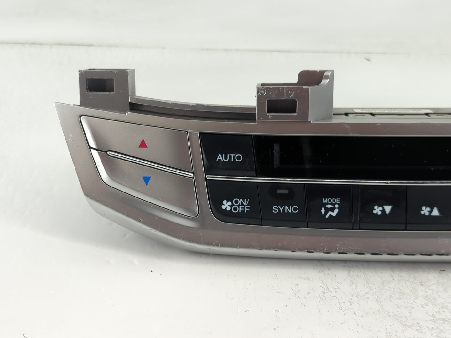 2013-2015 Honda Accord Climate Control Module Temperature AC/Heater Replacement P/N:04915084005 Fits Fits 2013 2014 2015 OEM Used Auto Parts - Oemusedautoparts1.com