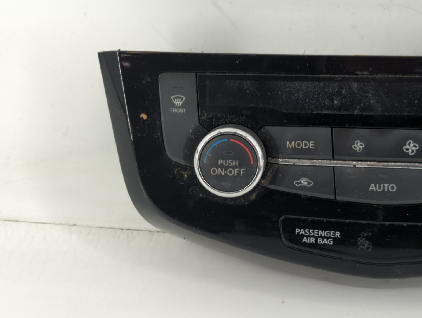 2017-2022 Nissan Rogue Climate Control Module Temperature AC/Heater Replacement P/N:T32163BA 27500 7FE0A Fits OEM Used Auto Parts - Oemusedautoparts1.com