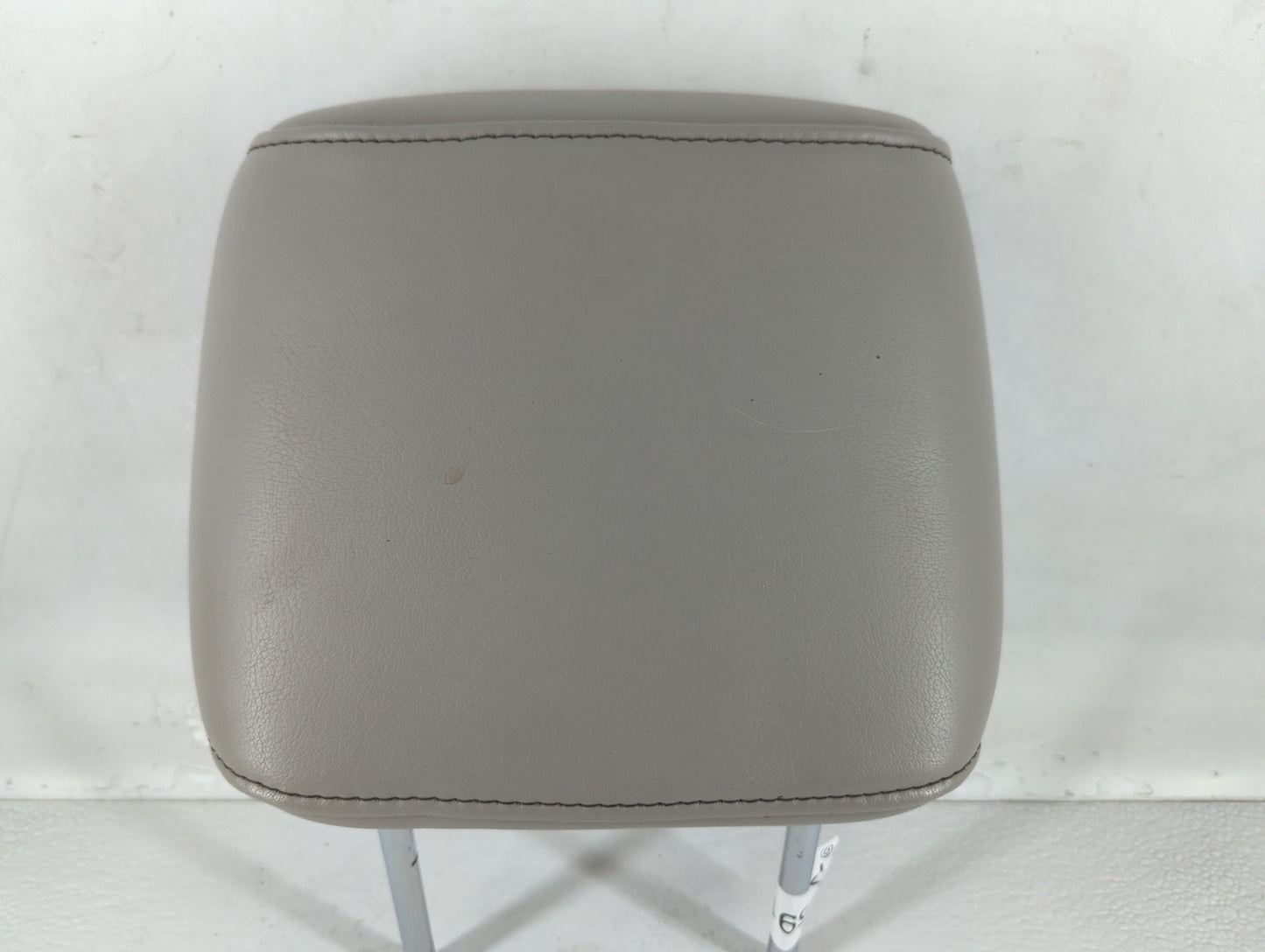 2010-2011 Nissan Armada Headrest Head Rest Front Driver Passenger Seat Fits Fits 2010 2011 OEM Used Auto Parts - Oemusedautoparts1.com