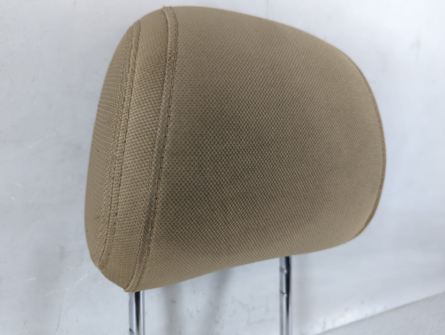 2016 Ford Explorer Headrest Head Rest Front Driver Passenger Seat Fits Fits 2001 2002 OEM Used Auto Parts - Oemusedautoparts1.com