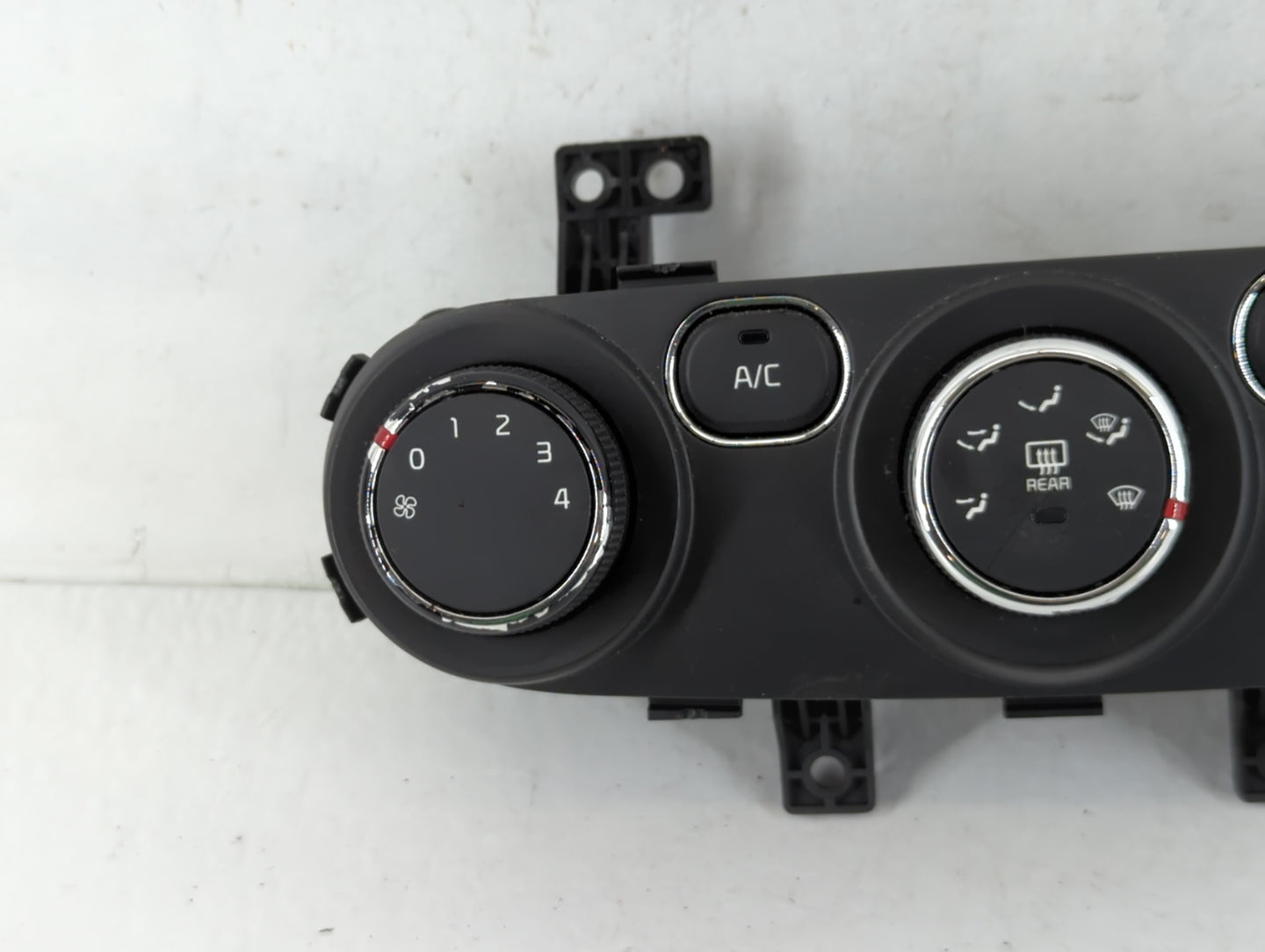 2017-2018 Kia Forte Climate Control Module Temperature AC/Heater Replacement P/N:Q0290AAM 97250-B0AA0 Fits Fits 2017 2018 OEM Used Auto Parts - Oemusedautoparts1.com