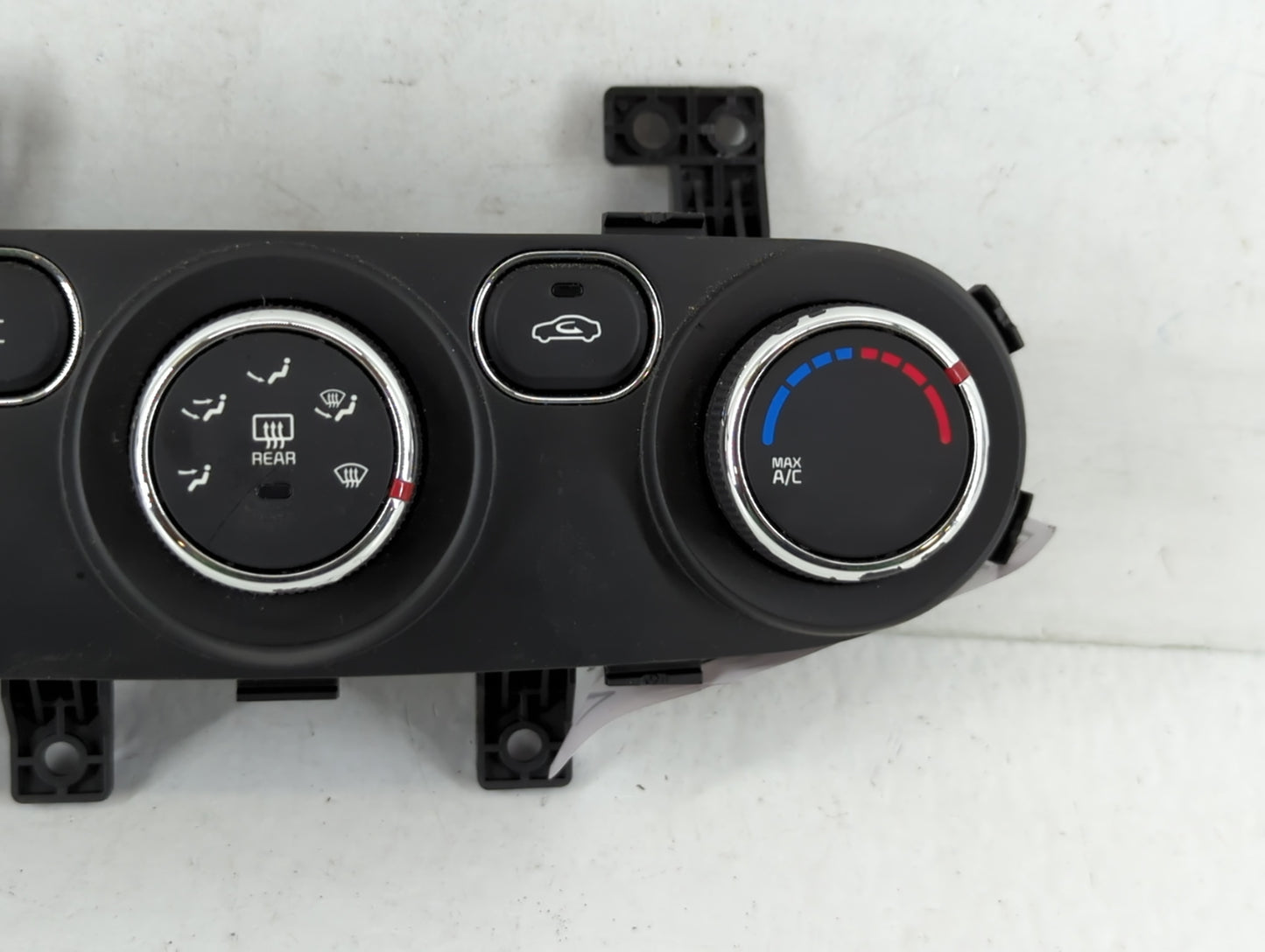 2017-2018 Kia Forte Climate Control Module Temperature AC/Heater Replacement P/N:Q0290AAM 97250-B0AA0 Fits Fits 2017 2018 OEM Used Auto Parts - Oemusedautoparts1.com