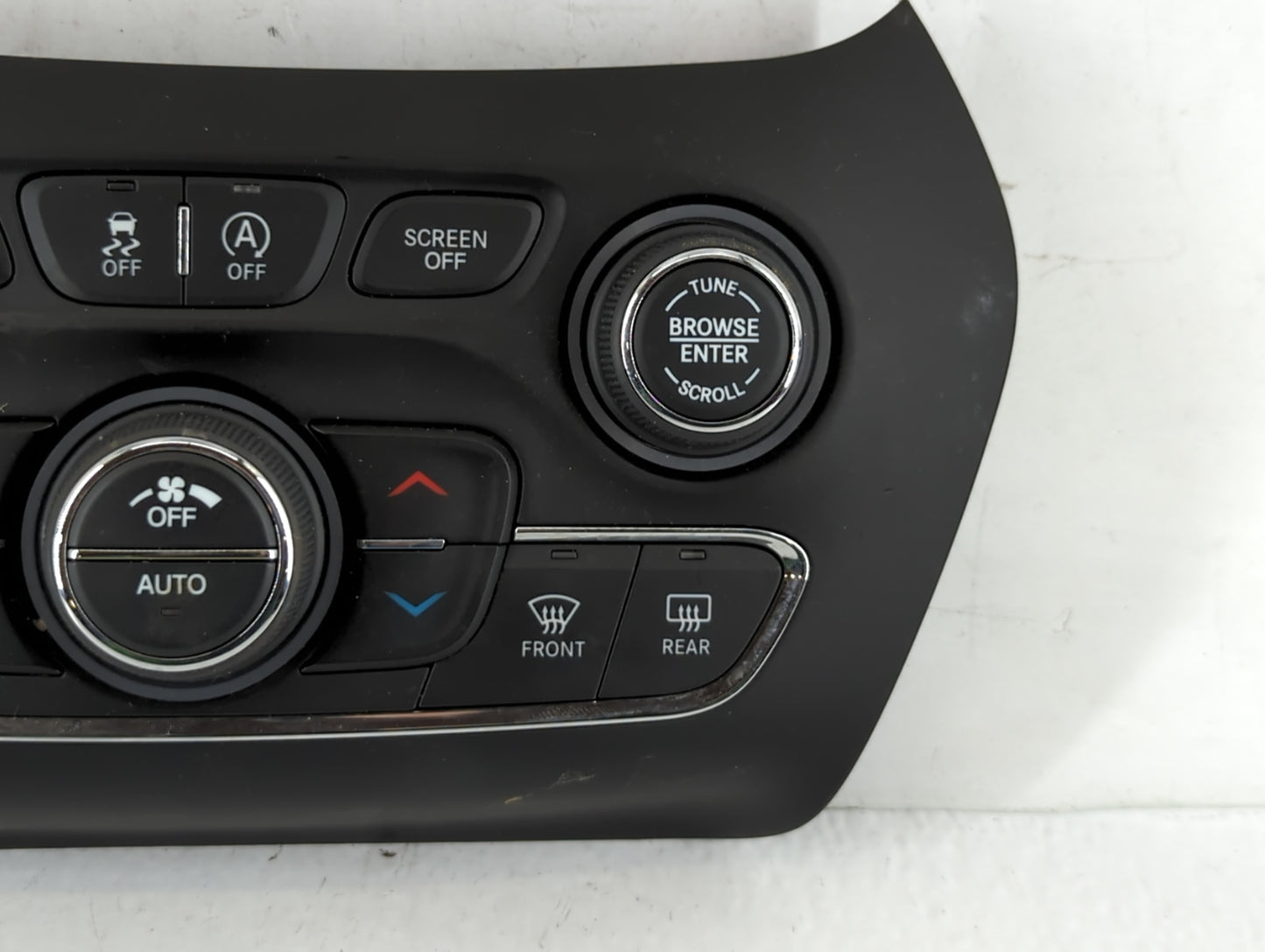 2019-2022 Jeep Cherokee Climate Control Module Temperature AC/Heater Replacement P/N:68285942AF Fits Fits 2019 2020 2021 2022 OEM Used Auto Parts - Oemusedautoparts1.com