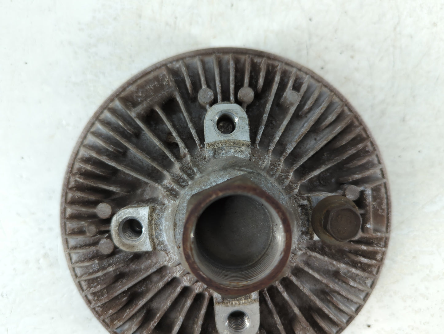 2004-2012 Chevrolet Colorado Radiator Cooling Fan Clutch - Oemusedautoparts1.com