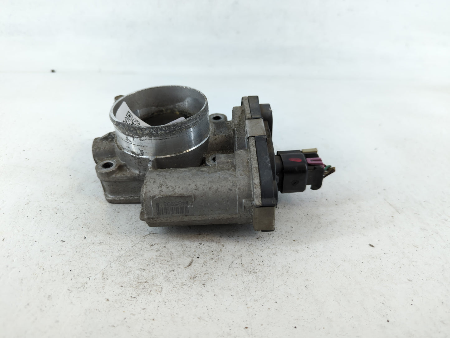 2008-2012 Chevrolet Malibu Throttle Body P/N:AA186AA5990C Fits Fits 2007 2008 2009 2010 2011 2012 OEM Used Auto Parts - Oemusedautoparts1.com