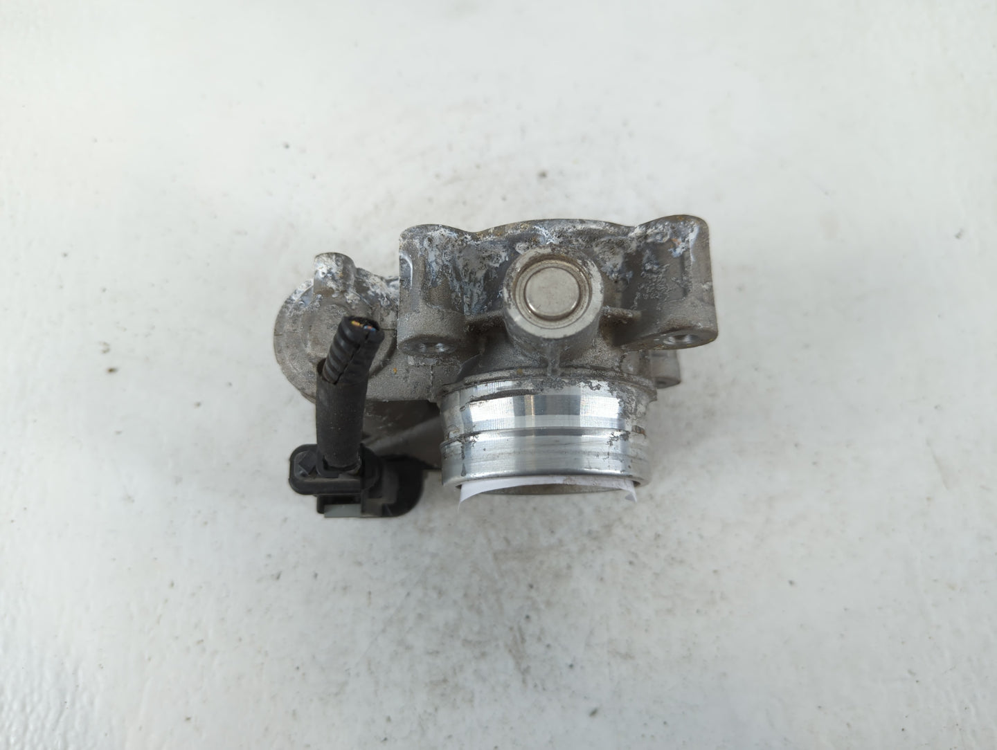 2018-2022 Chevrolet Equinox Throttle Body P/N:12671379AA Fits Fits 2016 2017 2018 2019 2020 2021 2022 OEM Used Auto Parts - Oemusedautoparts1.com