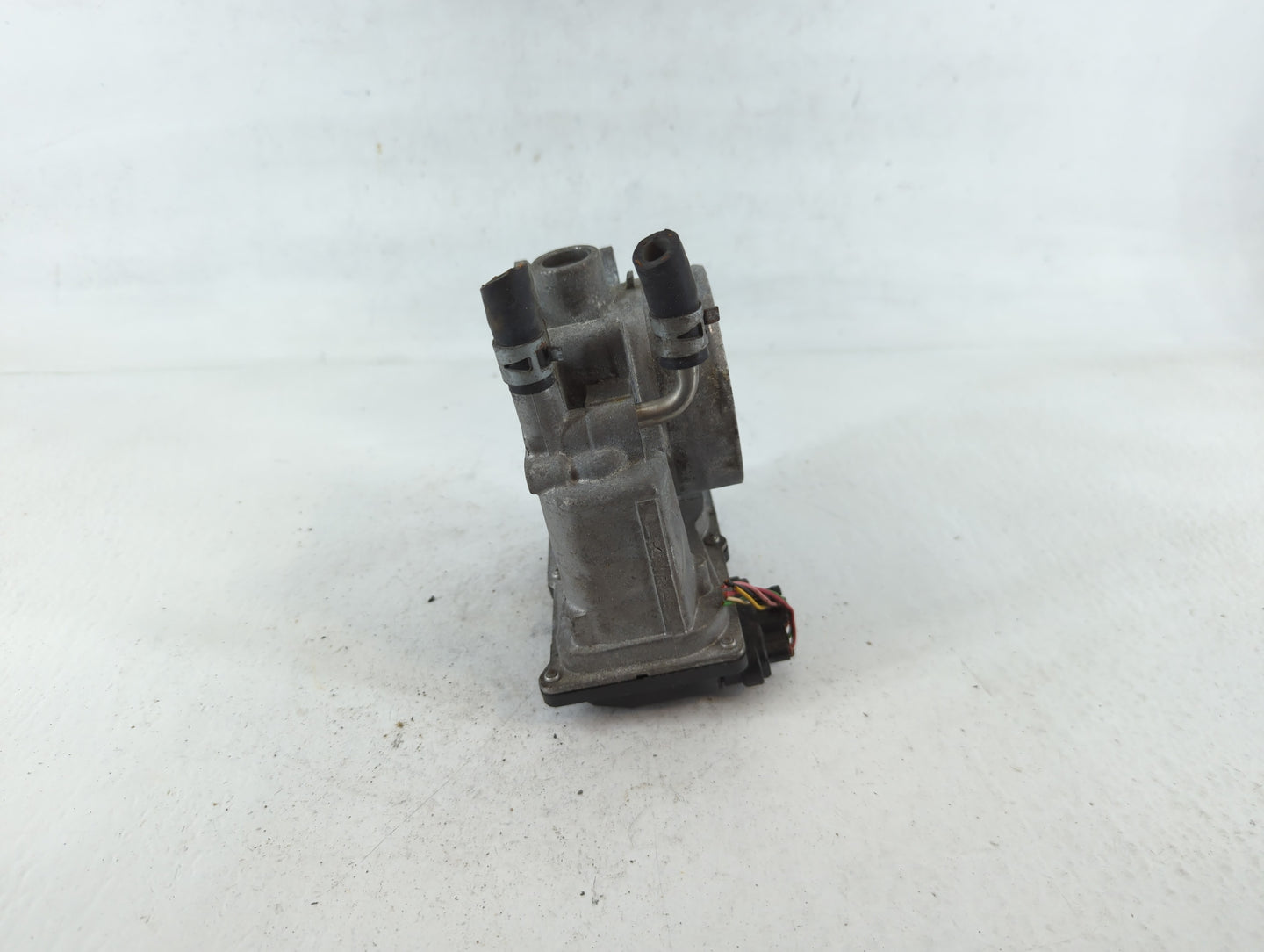 2007-2018 Lexus Es350 Throttle Body P/N:22030-31030 Fits OEM Used Auto Parts - Oemusedautoparts1.com