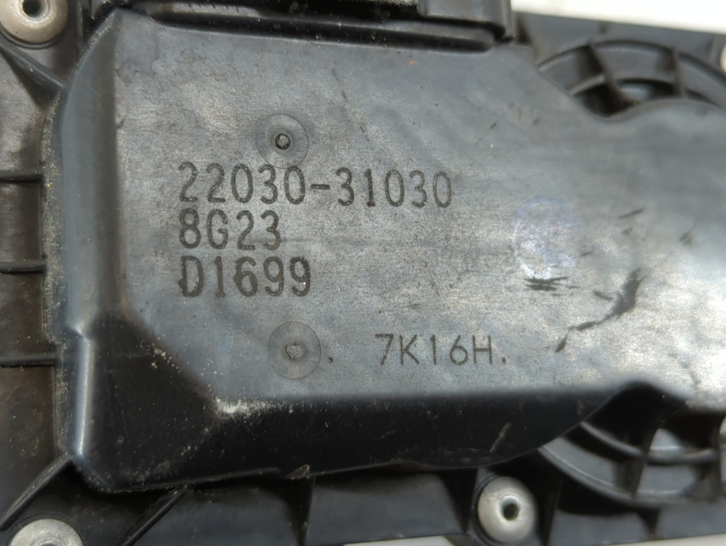 2007-2018 Lexus Es350 Throttle Body P/N:22030-31030 Fits OEM Used Auto Parts - Oemusedautoparts1.com