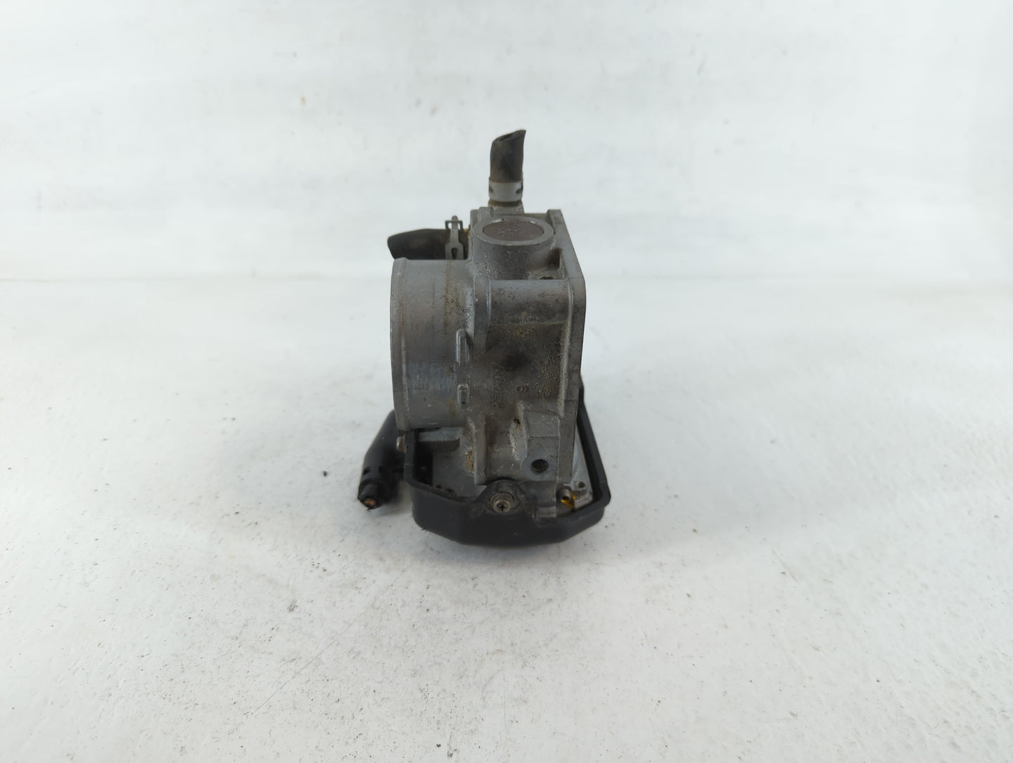 2015-2020 Acura Tlx Throttle Body P/N:U38497349 GMF4A Fits Fits 2013 2014 2015 2016 2017 2018 2019 2020 2021 2022 OEM Used Auto Parts - Oemusedautoparts1.com