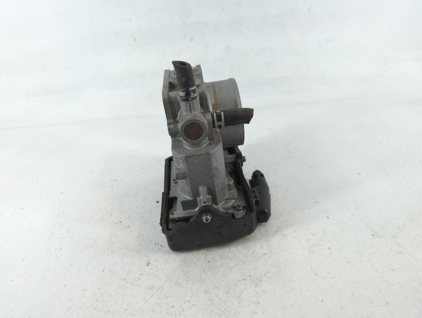 2015-2020 Acura Tlx Throttle Body P/N:U38497349 GMF4A Fits Fits 2013 2014 2015 2016 2017 2018 2019 2020 2021 2022 OEM Used Auto Parts - Oemusedautoparts1.com