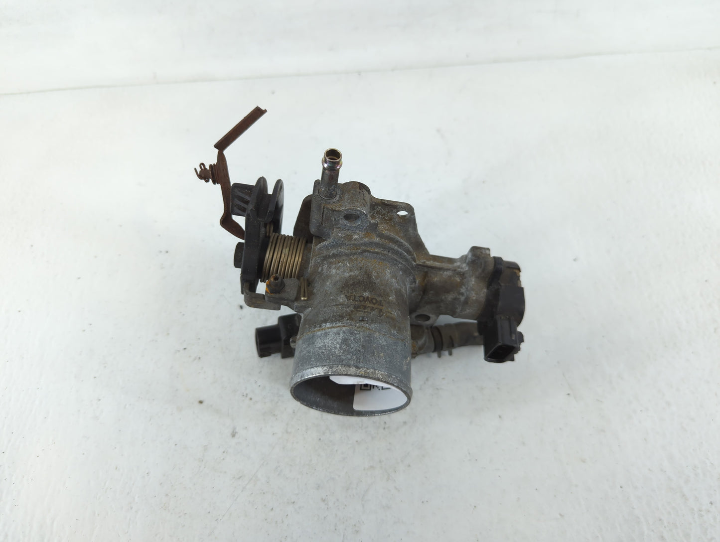 2004-2006 Scion Xb Throttle Body Fits Fits 2000 2001 2002 2003 2004 2005 2006 OEM Used Auto Parts - Oemusedautoparts1.com