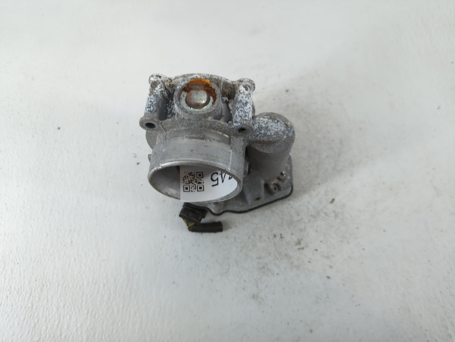 2013-2020 Ford Fusion Throttle Body P/N:202114000399 DS7E-9F991-AJ Fits Fits 2013 2014 2015 2016 2017 2018 2019 2020 2021 2022 OEM Used Auto Parts - Oemusedautoparts1.com