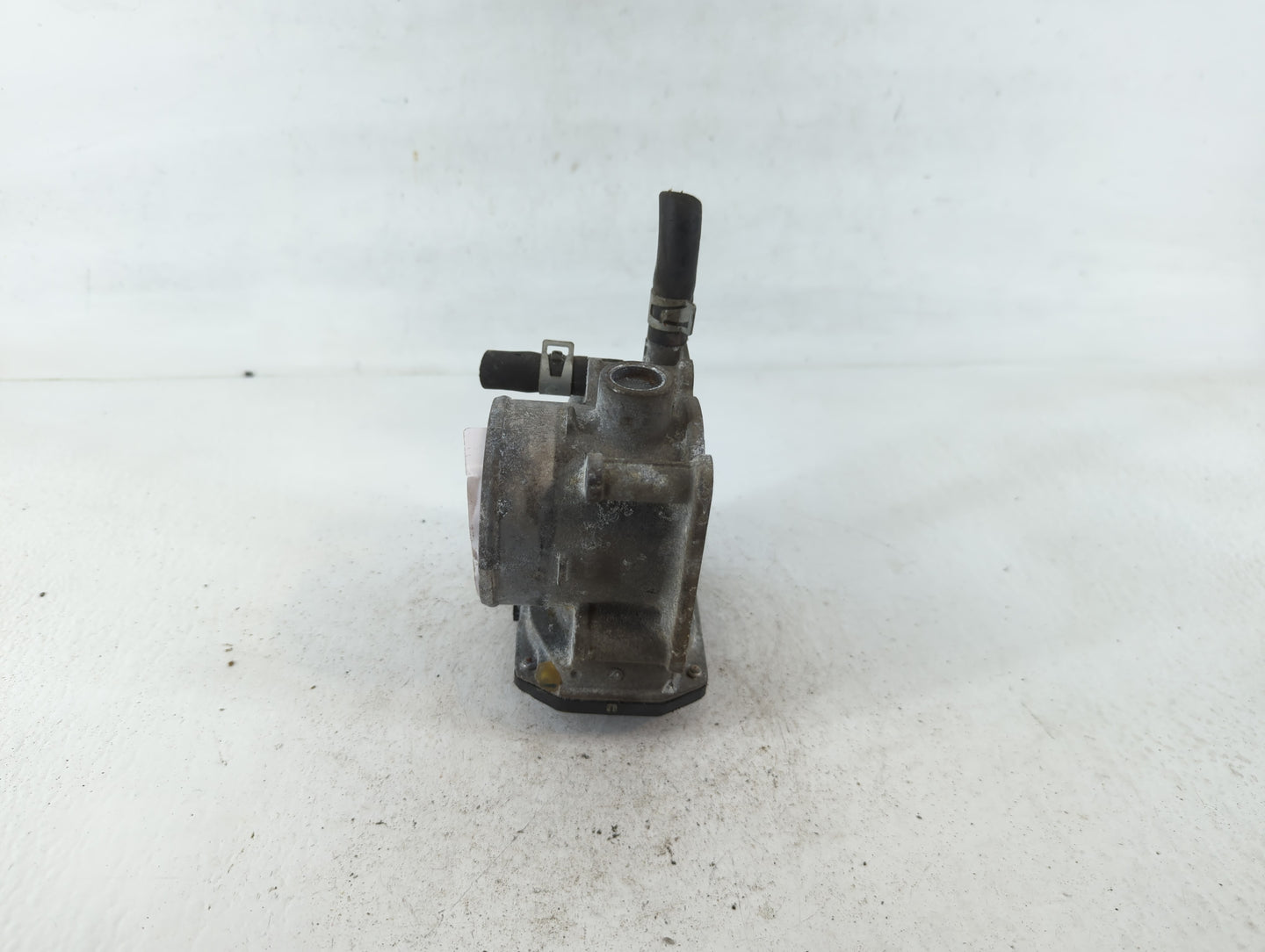 2013-2019 Nissan Sentra Throttle Body P/N:3RA60-01 A Fits Fits 2013 2014 2015 2016 2017 2018 2019 OEM Used Auto Parts - Oemusedautoparts1.com
